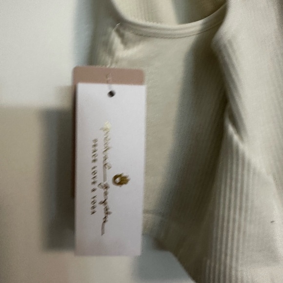 Spiritual Gangster Athena seamless ribbed cropped tank/bra NWT. Size M/L - Picture 7 of 9